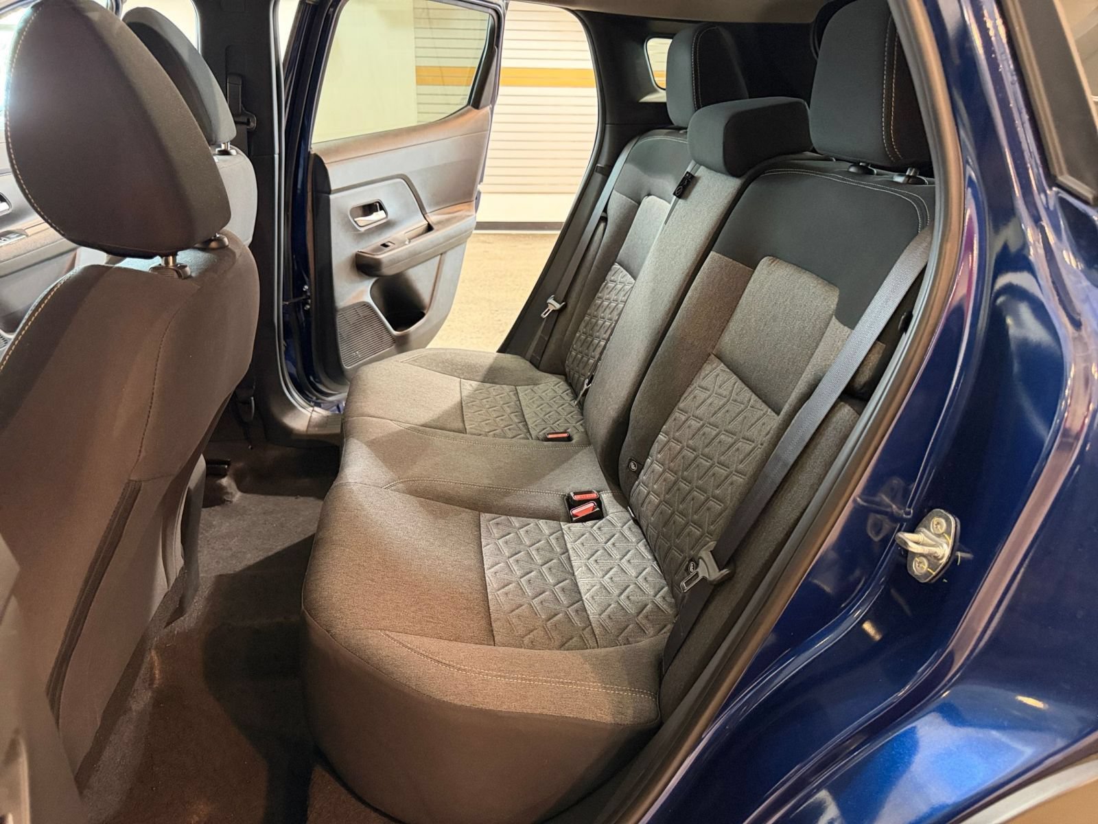 Used 2026 Nissan Kicks SV FWD image 37