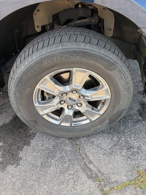 Used 2016 Ford F150 XLT w/ Equipment Group 302A Luxury AWD/4WD image 30