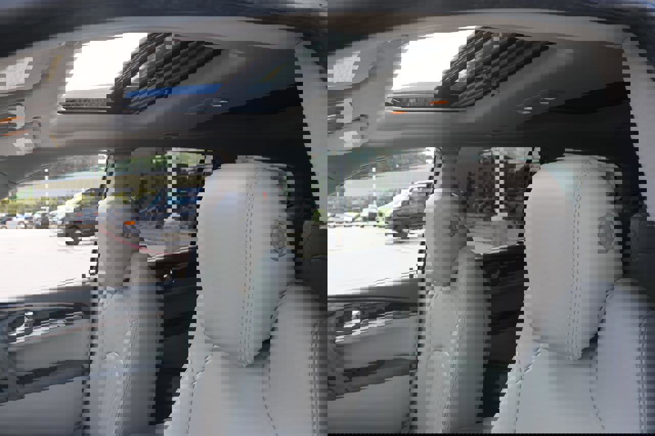 Used 2017 Buick Enclave Premium w/ Experience Buick Package image 33