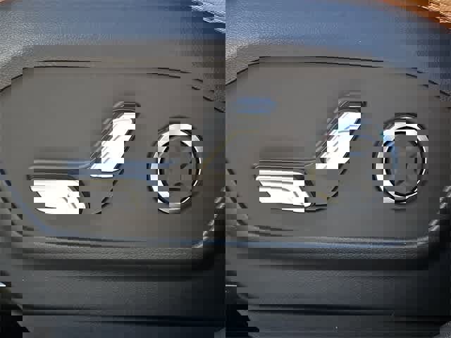 Used 2024 Hyundai Santa Fe Limited image 19