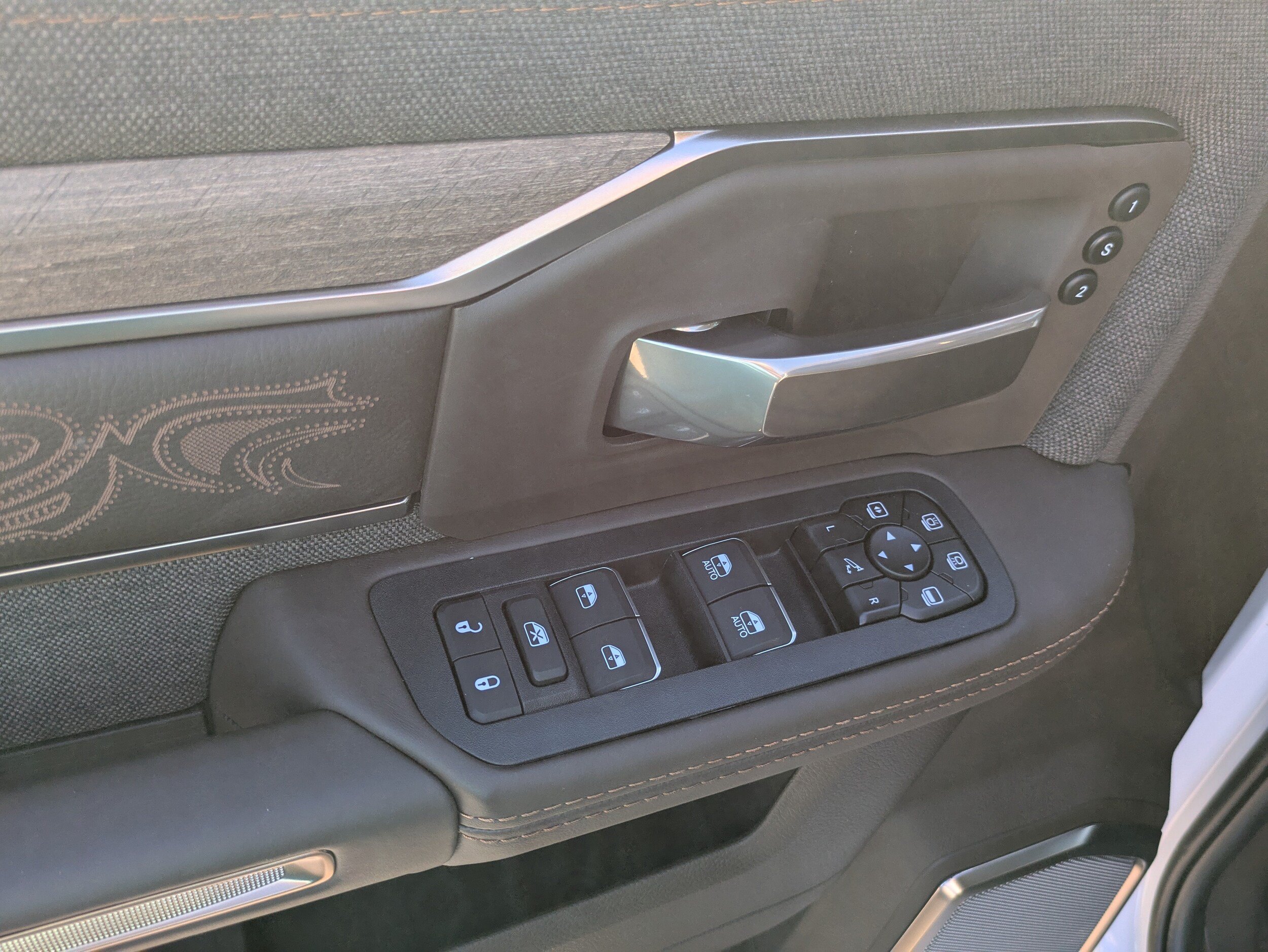 New 2027 RAM 2500 Limited AWD/4WD image 8