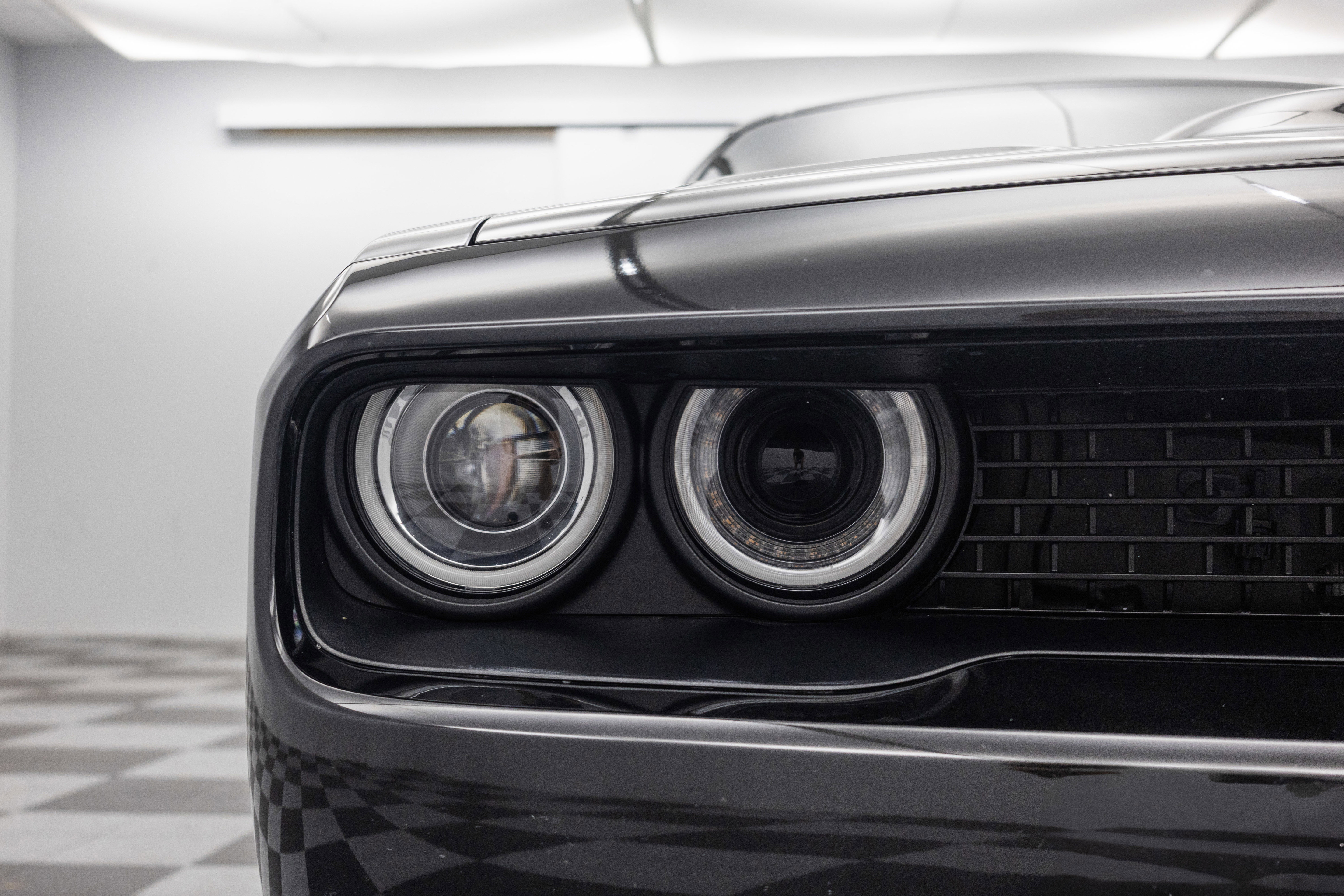 Used 2015 Dodge Challenger SRT Hellcat image 17