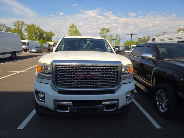 Used 2015 GMC Sierra 3500 Denali AWD/4WD image 2