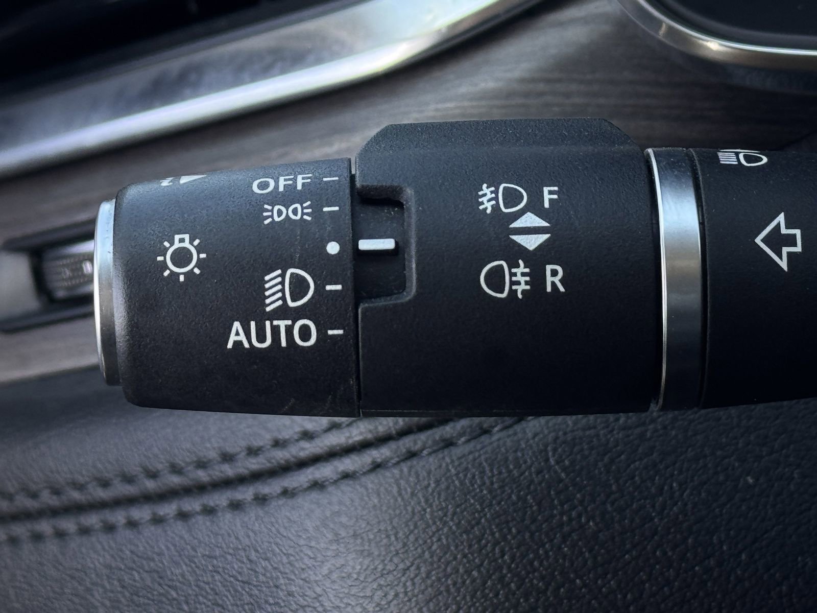 Used 2023 Jaguar F-PACE S image 23