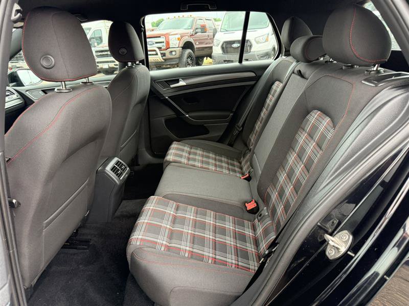 Used 2020 Volkswagen Golf 4-Door FWD image 19