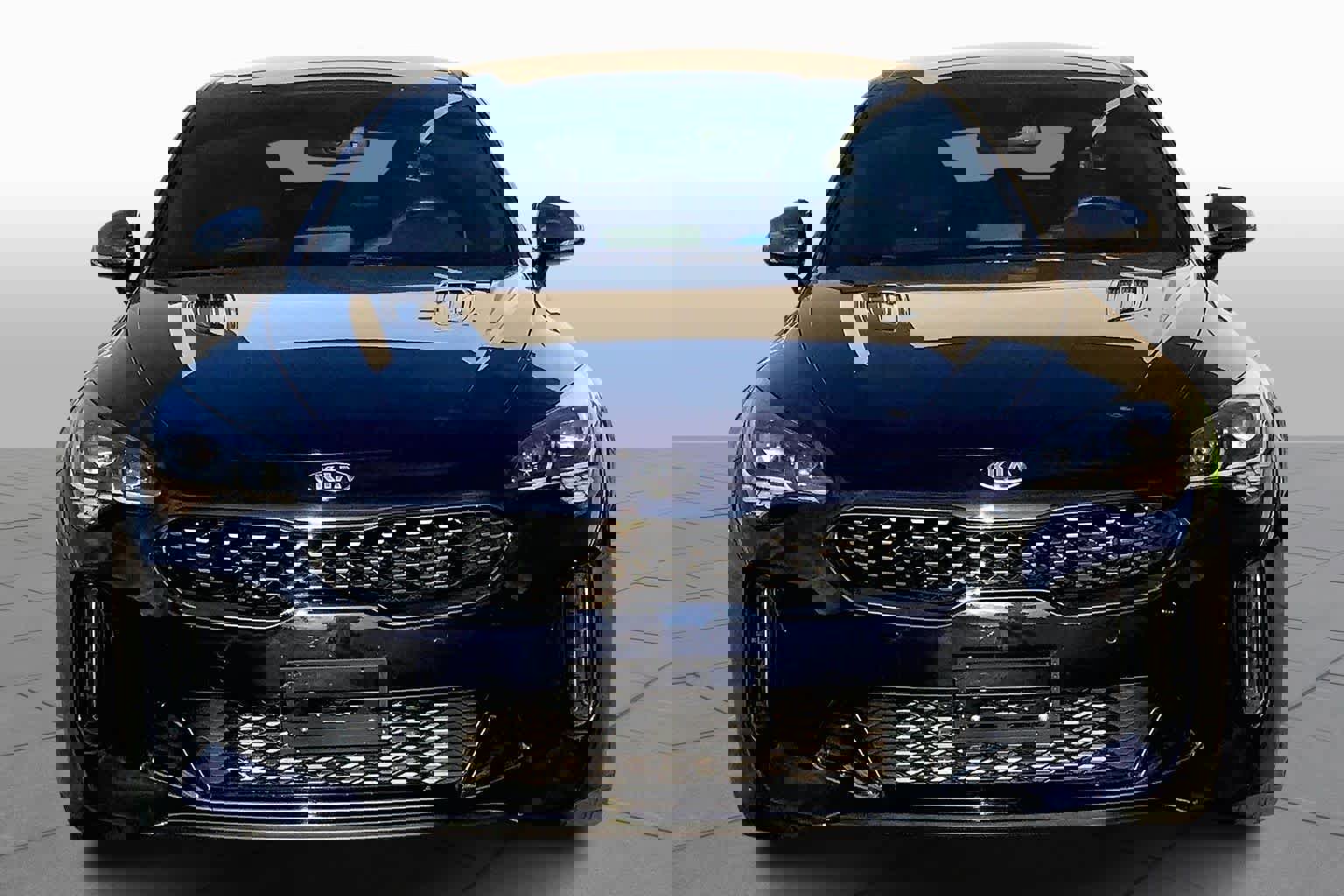 Used 2020 Kia Stinger GT image 3