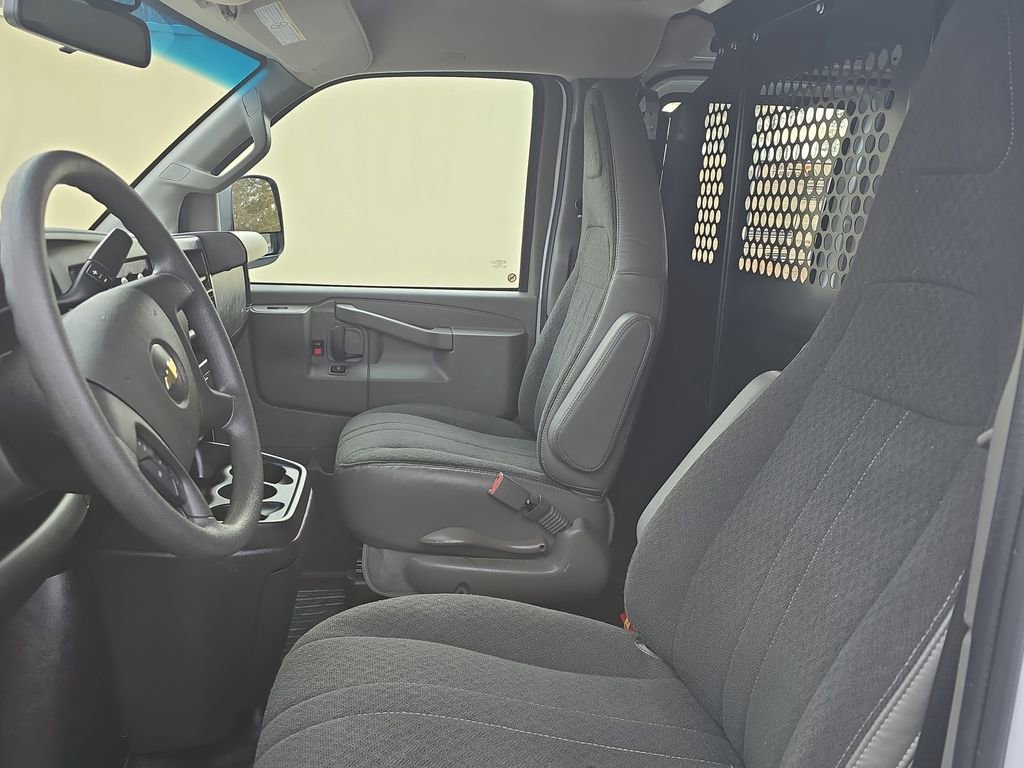 Used 2024 Chevrolet Express 2500 w/ Driver Convenience Package image 12