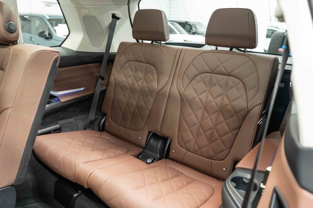 Used 2026 BMW X7 xDrive40i image 20