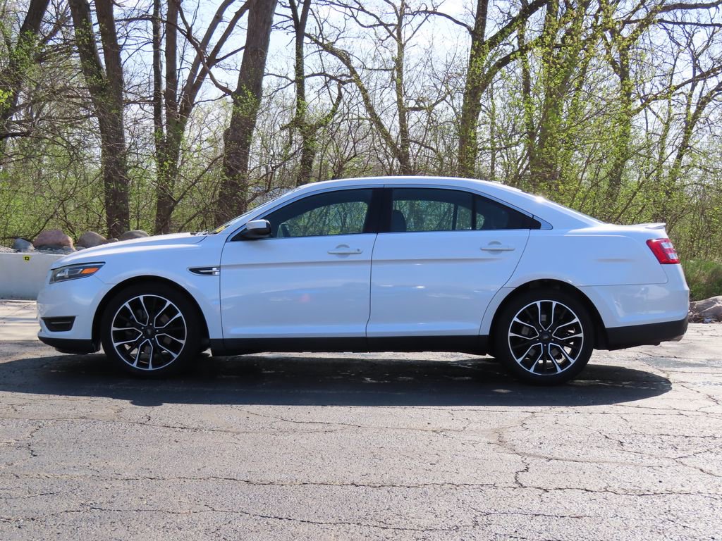 Used 2017 Ford Taurus SEL w/ Equipment Group 201A image 7