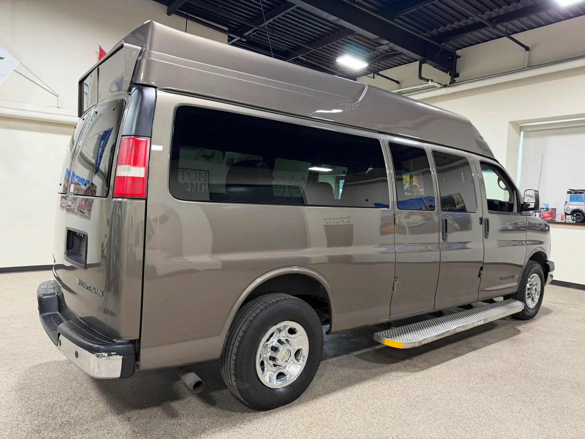 Used 2014 Chevrolet Express 3500 LT w/ LT Preferred Equipment Group RWD image 16