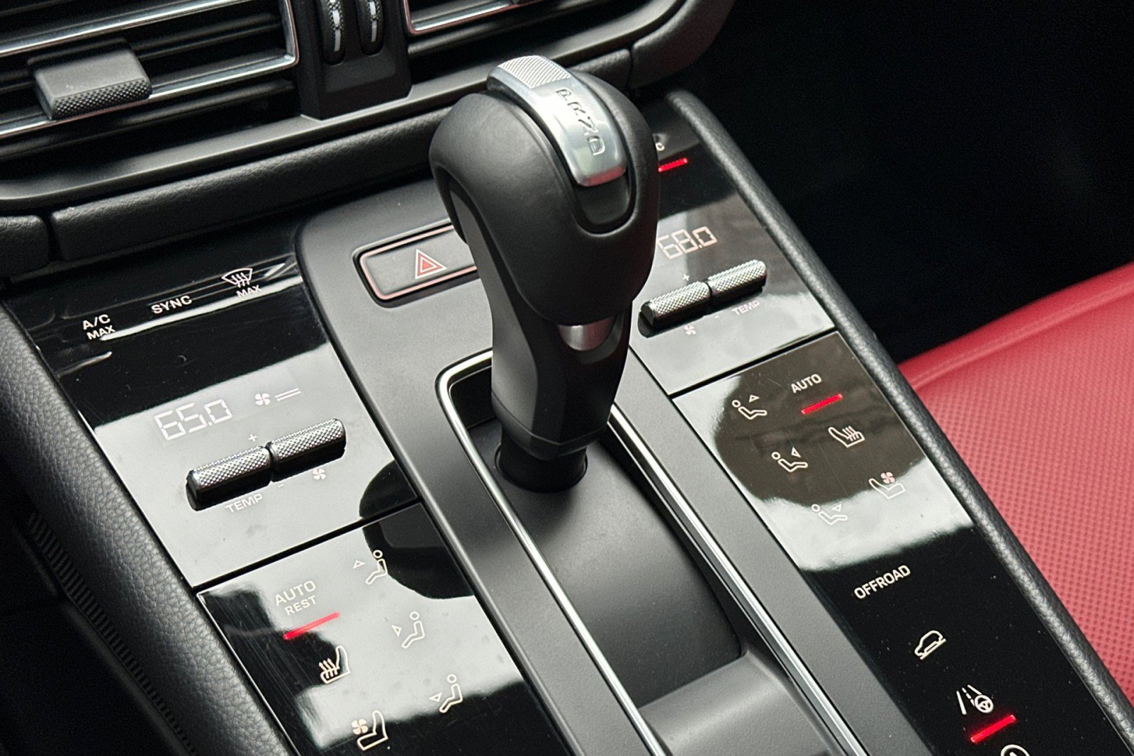 Used 2023 Porsche Macan S image 22