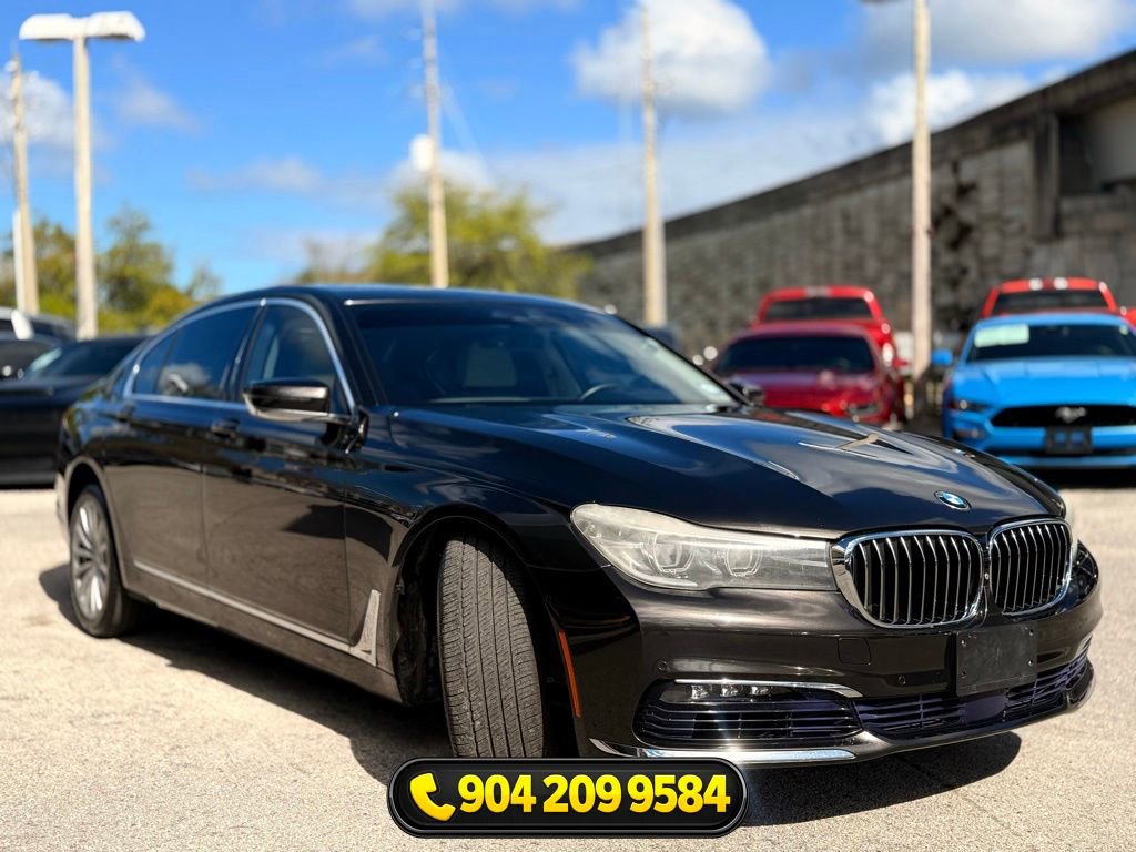 Used 2017 BMW 740i RWD image 9