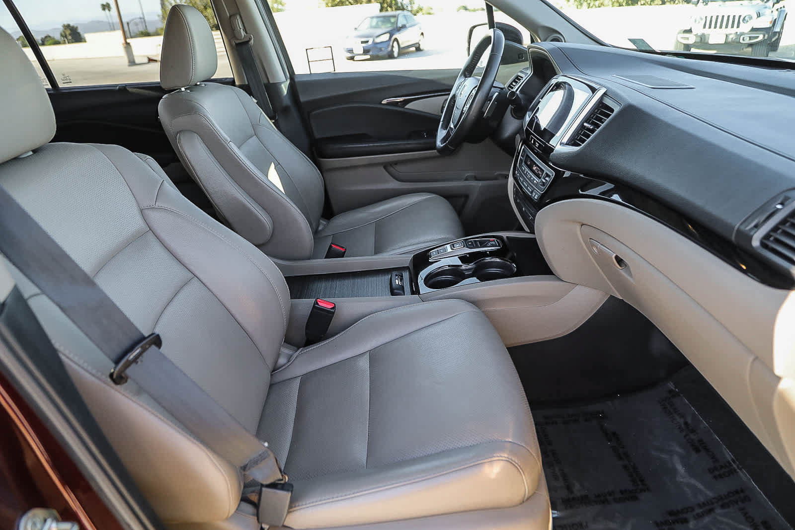 Used 2016 Honda Pilot Elite image 16