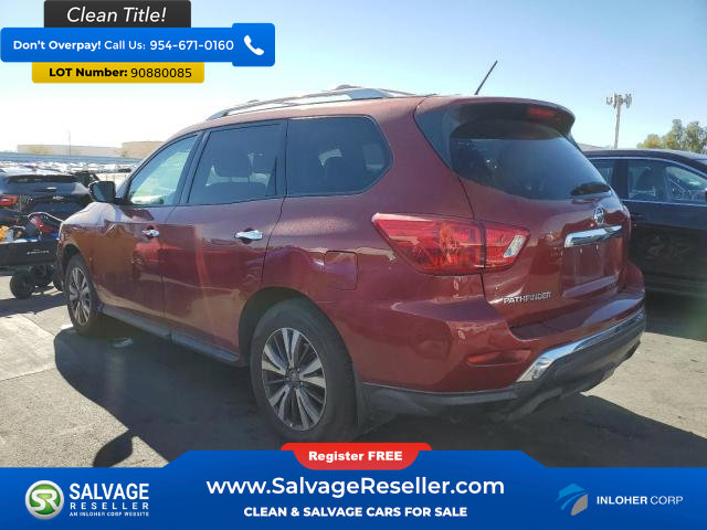 Used 2017 Nissan Pathfinder S image 3