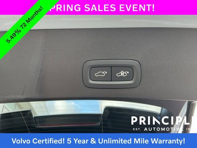 Certified 2024 Volvo XC40 B5 Ultimate w/ Climate Package AWD/4WD image 16