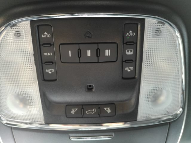Used 2021 Jeep Grand Cherokee Limited w/ Luxury Group II RWD image 51