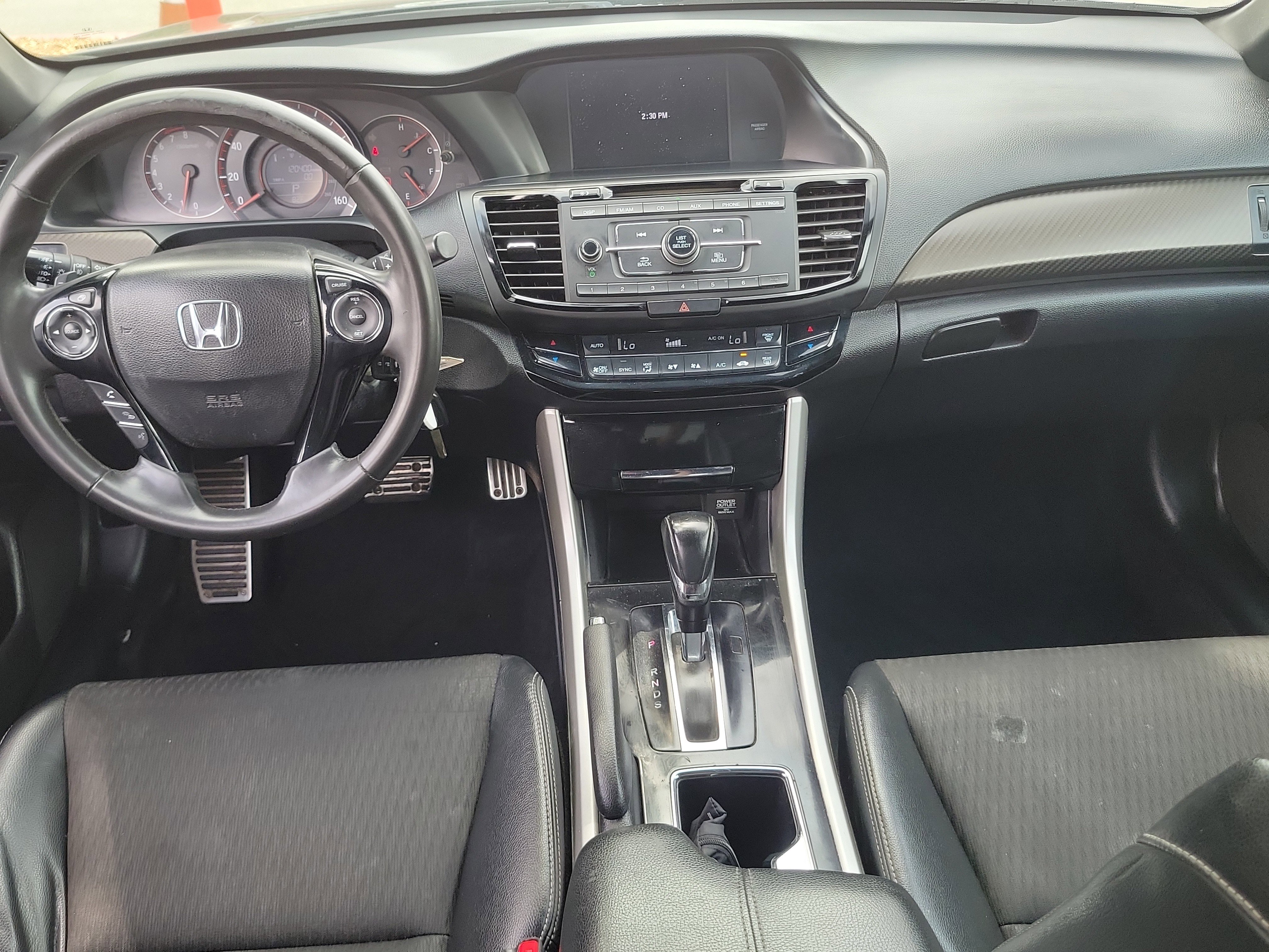 Used 2017 Honda Accord Sport image 9