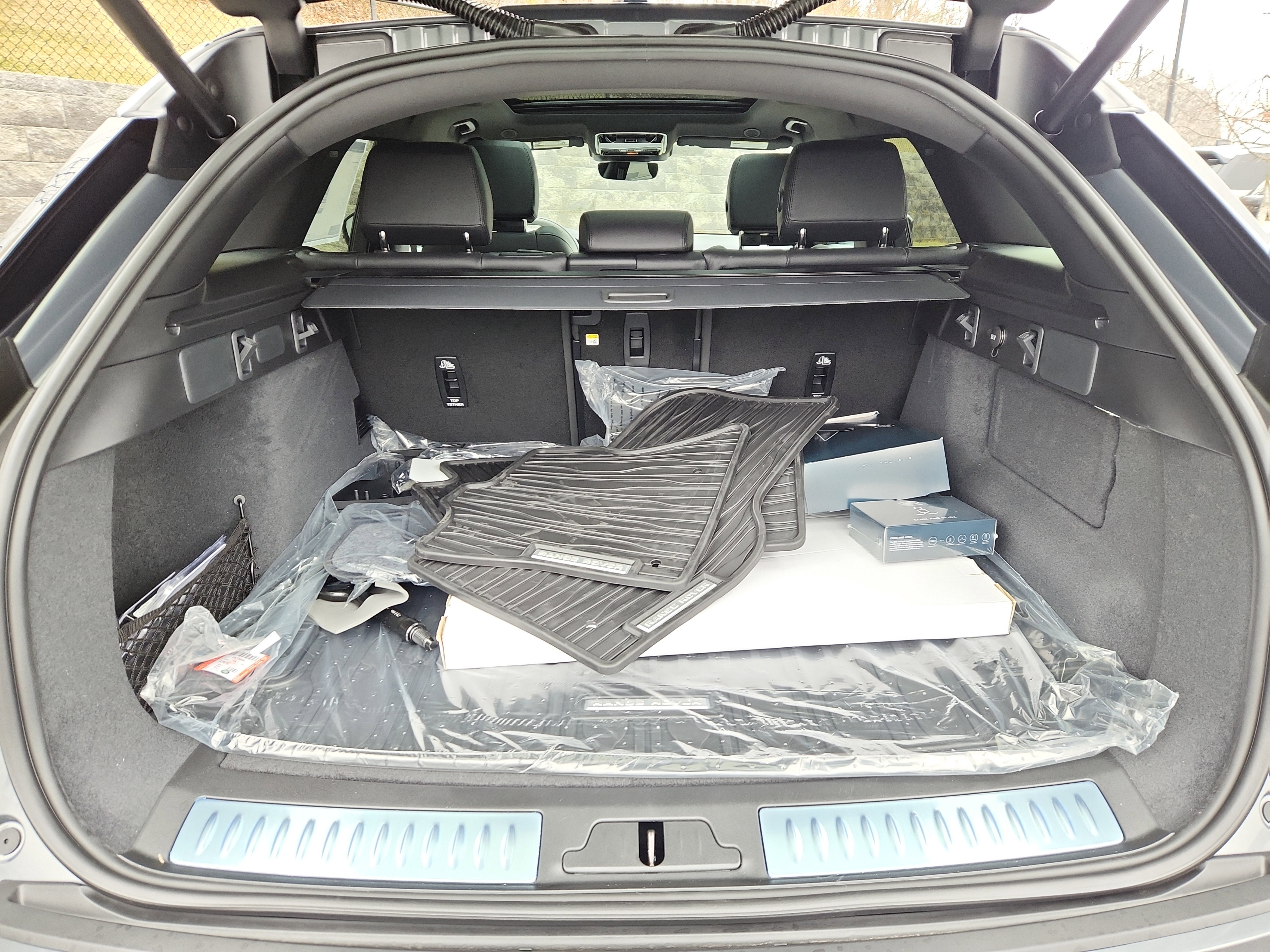 Certified 2026 Land Rover Range Rover Velar S image 13