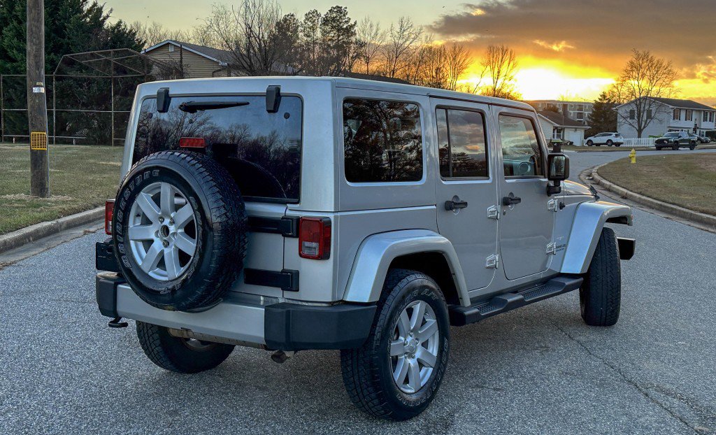 Used 2012 Jeep Wrangler Unlimited Sahara w/ Dual Top Group image 16