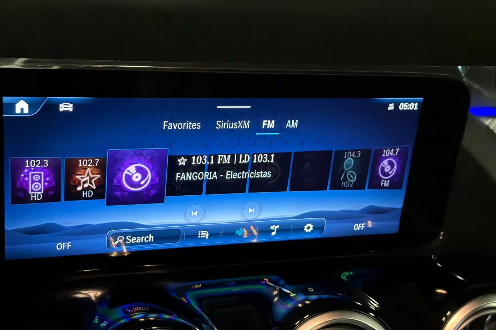 New 2026 Mercedes-Benz GLA 35 AMG 4MATIC image 17
