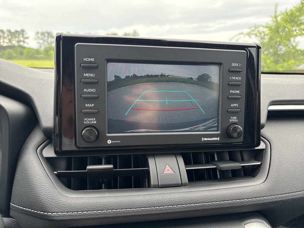 Used 2022 Toyota RAV4 XLE FWD image 16