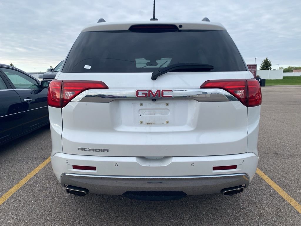Used 2017 GMC Acadia Denali FWD image 11