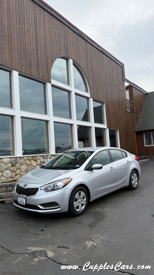 Used 2015 Kia Forte LX image 25