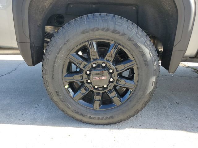 New 2026 GMC Sierra 2500 AT4 image 6