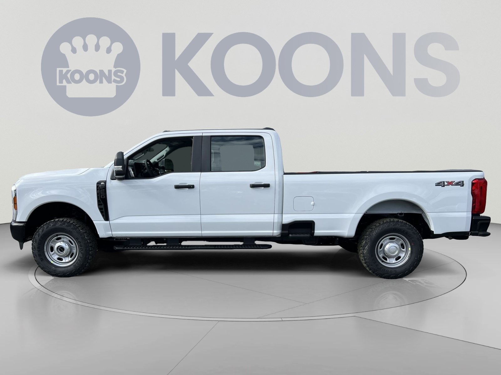 New 2027 Ford F250 XL w/ XL Off-Road 33" Tire Package AWD/4WD image 2