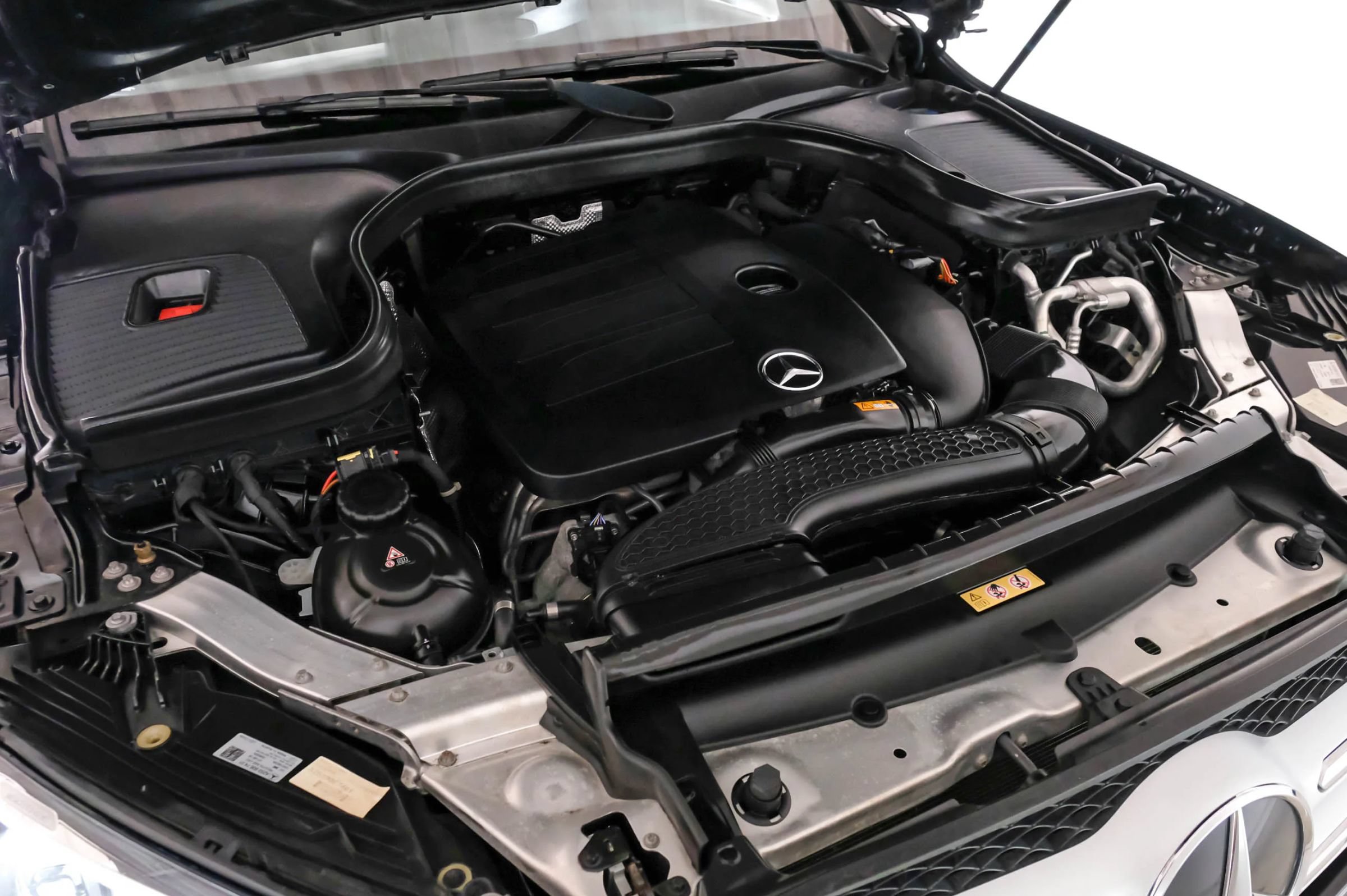 Used 2020 Mercedes-Benz GLC 300 4MATIC image 56