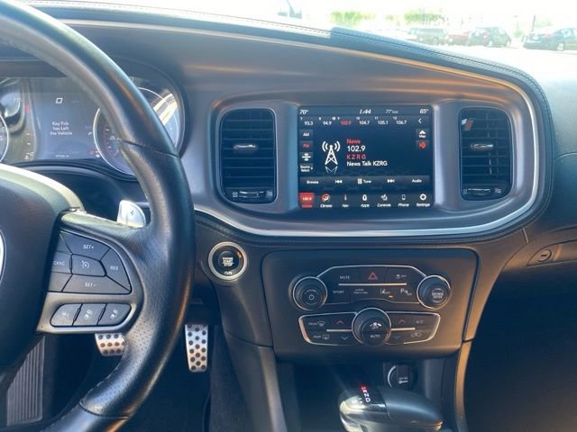 Used 2022 Dodge Charger R/T w/ Plus Group RWD image 11