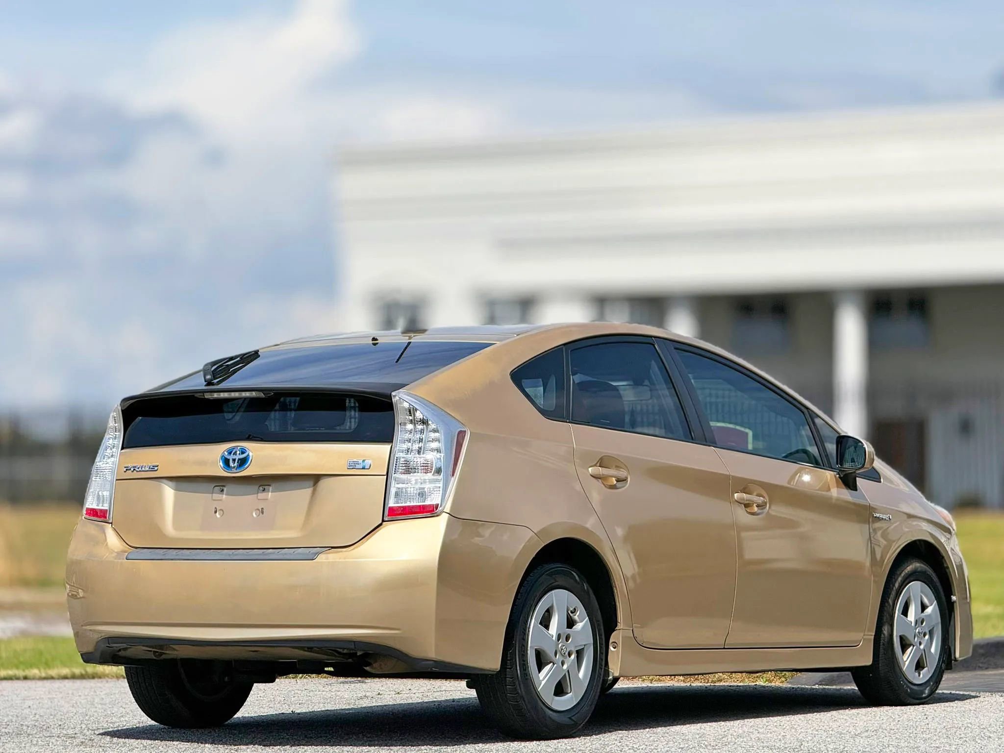 Used 2010 Toyota Prius Three image 11