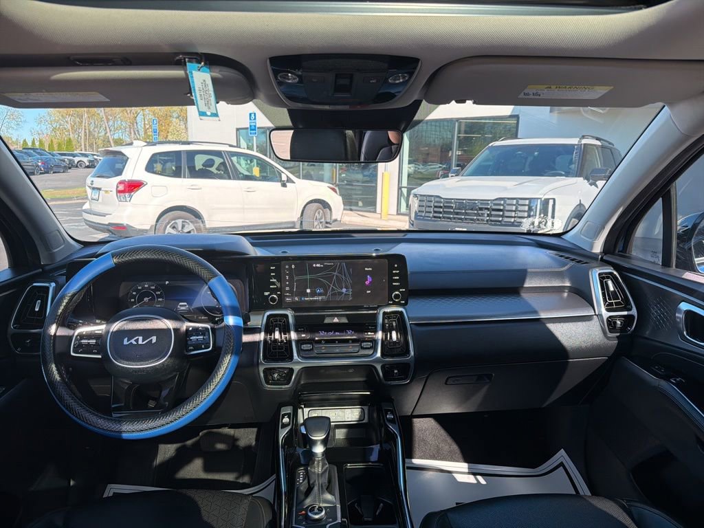 Certified 2023 Kia Sorento SX AWD/4WD image 23
