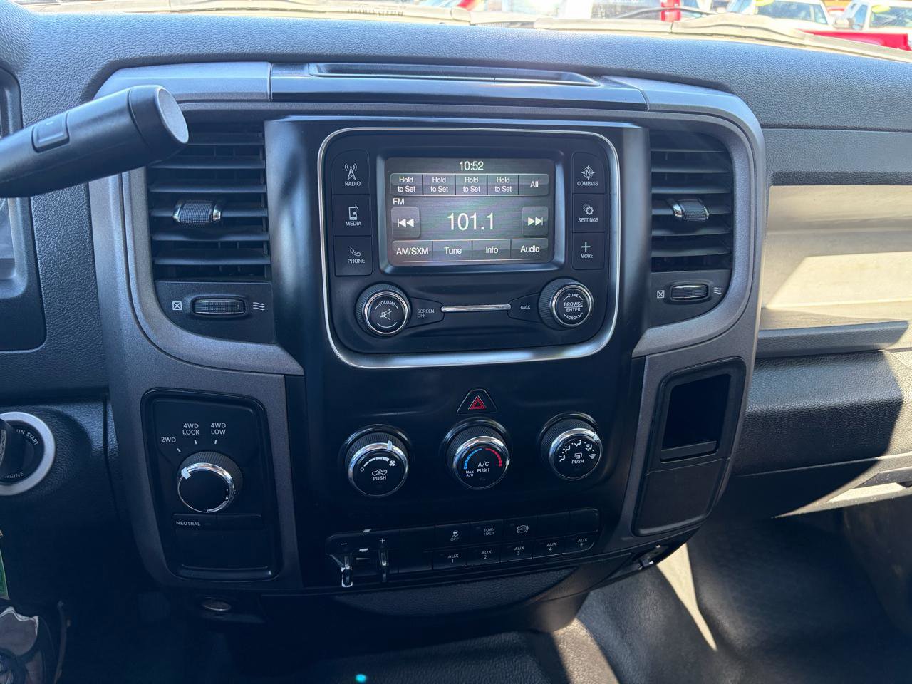 Used 2014 RAM 5500 Tradesman image 28