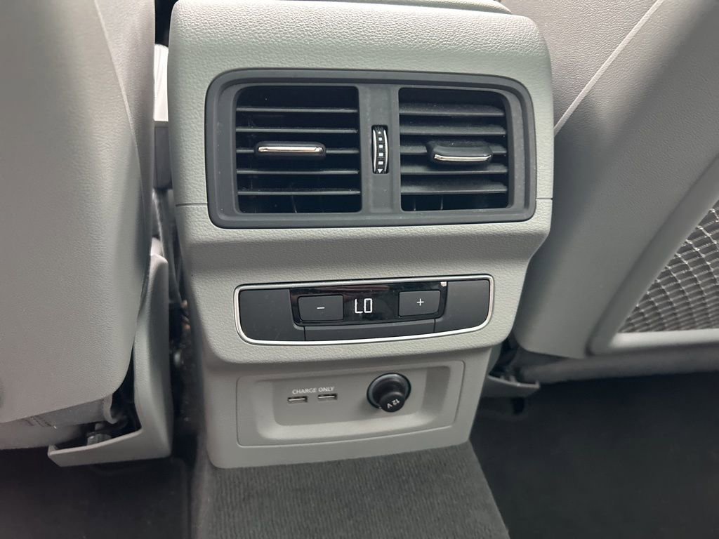 Used 2024 Audi Q5 2.0T Premium image 12