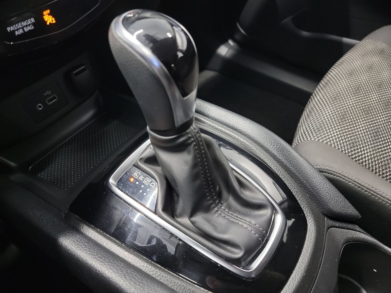 Used 2021 Nissan Rogue Sport SV FWD image 26