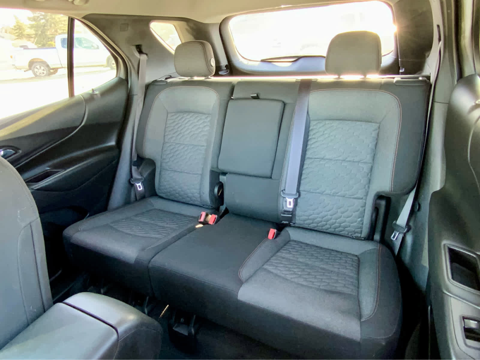 Used 2020 Chevrolet Equinox LT image 27