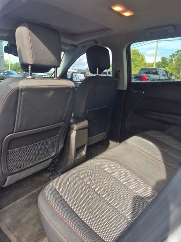 Used 2017 GMC Terrain SLE w/ Technology Package AWD/4WD image 15