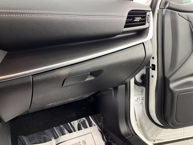Certified 2025 Nissan Rogue S FWD image 35