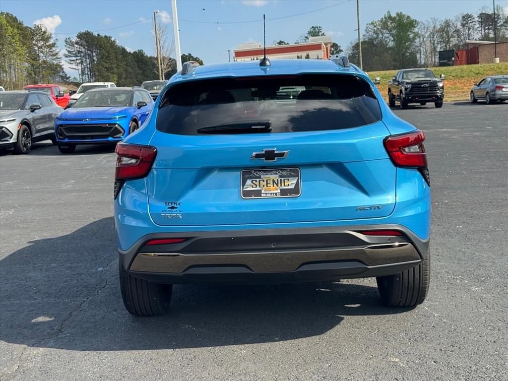 Used 2026 Chevrolet Trax ACTIV w/ Driver Confidence Package FWD image 4