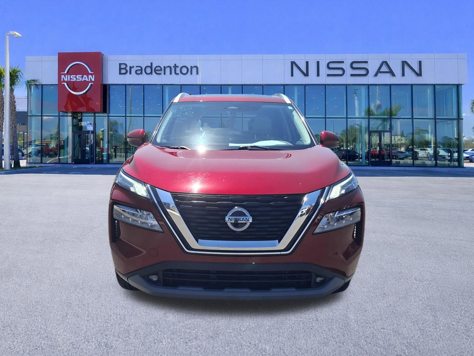 Used 2021 Nissan Rogue SL FWD image 2