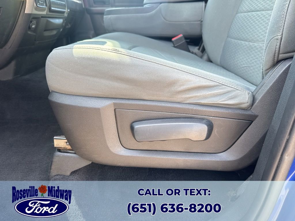 Used 2017 RAM 1500 ST AWD/4WD image 26