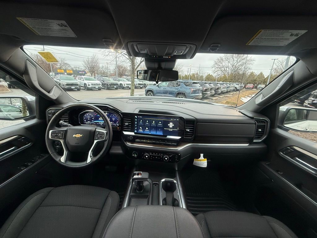 Used 2023 Chevrolet Silverado 1500 LT w/ Z71 Off-Road Package image 28