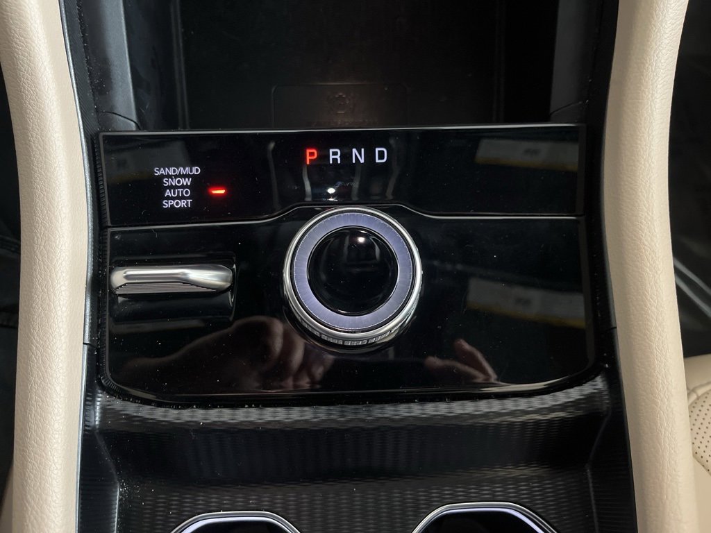 Used 2024 Jeep Grand Cherokee Limited w/ Luxury Tech Group II image 24