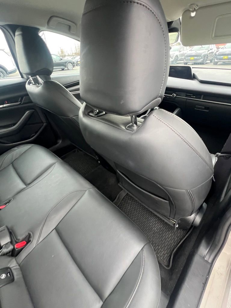 Certified 2022 MAZDA MAZDA3 s FWD image 5