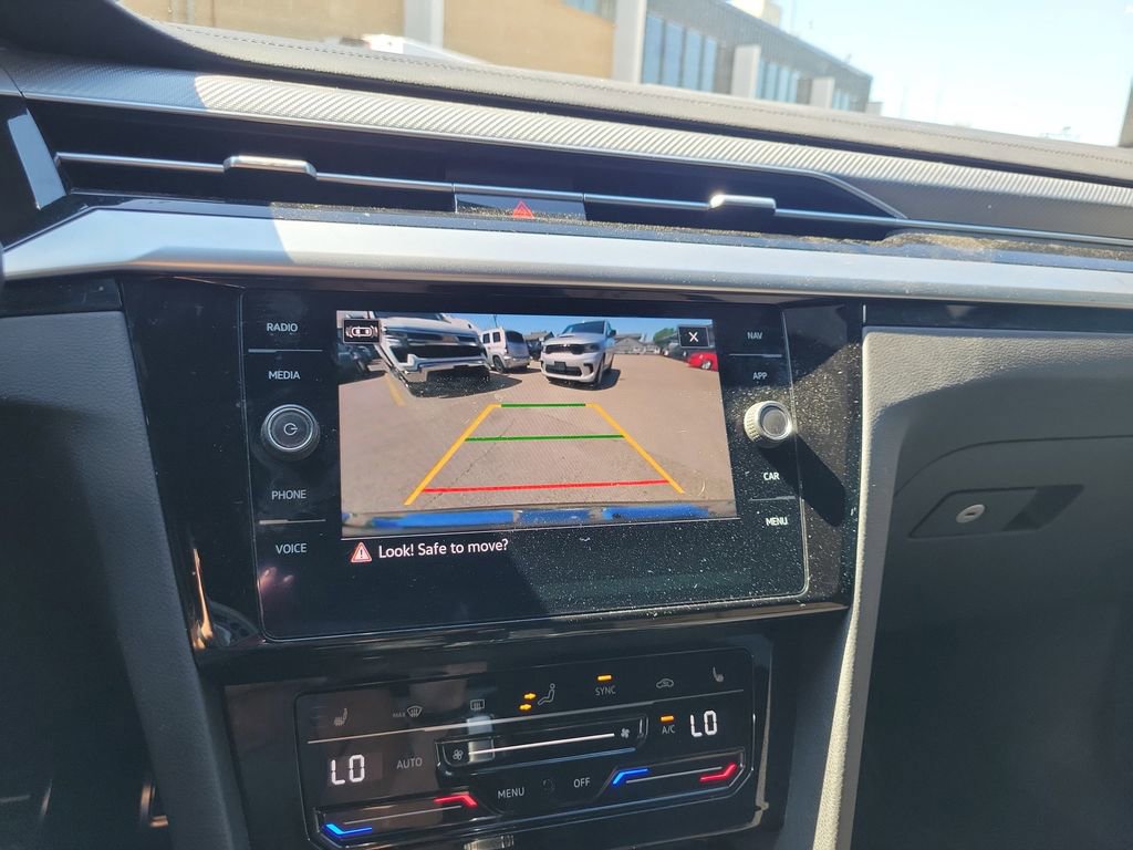 Used 2022 Volkswagen Arteon SE w/ Arteon MDO Package FWD image 17