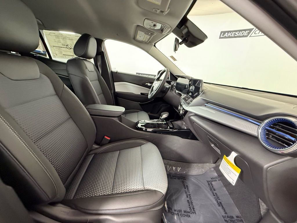 New 2026 Chevrolet Trax LT w/ LT Convenience Package image 16