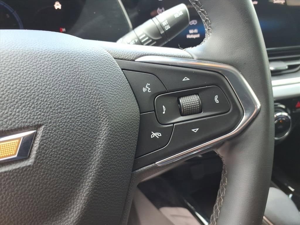 Used 2024 Chevrolet Trax LT w/ Driver Confidence Package FWD image 22