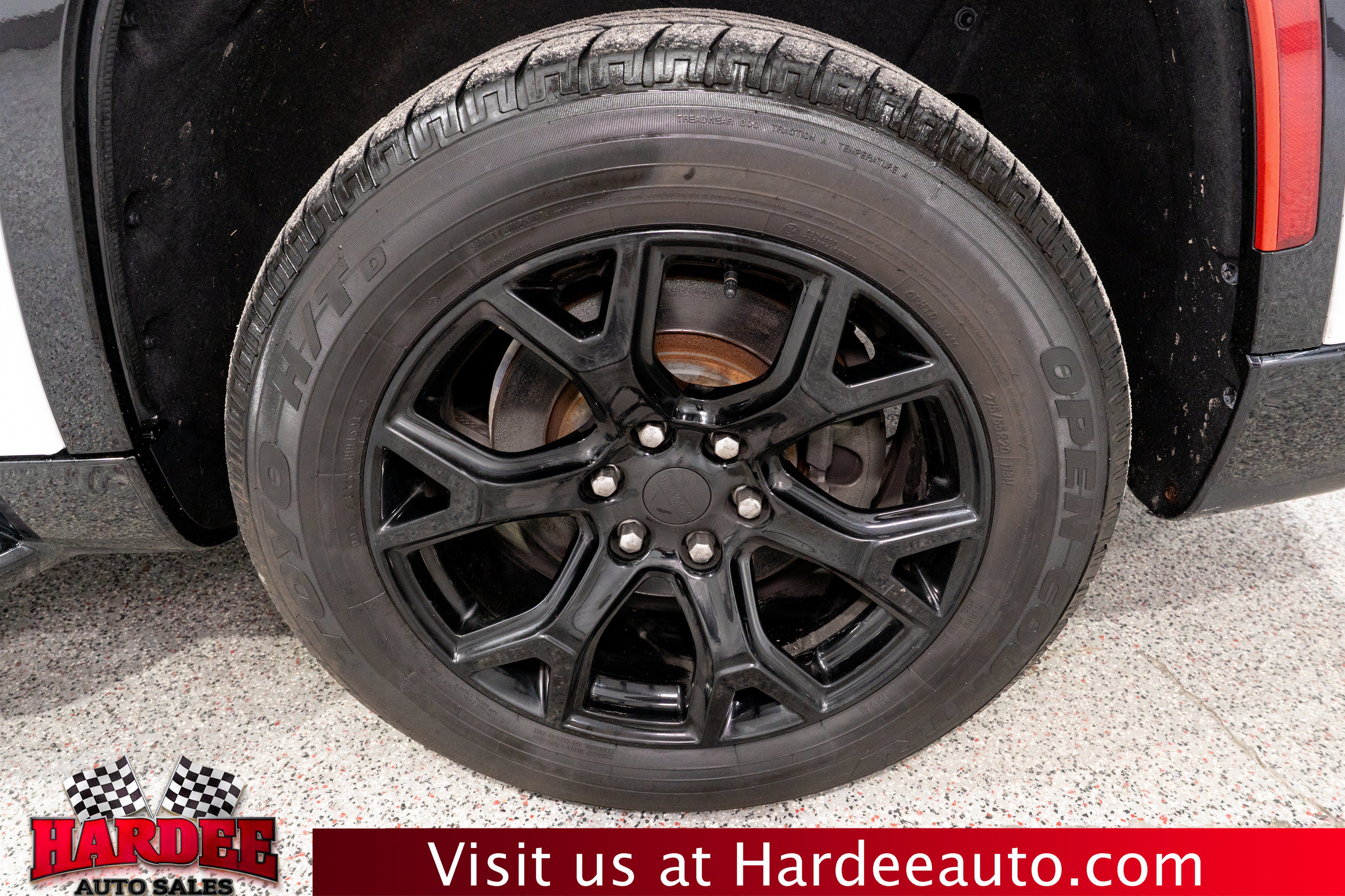 Used 2024 Jeep Wagoneer Series II AWD/4WD image 10