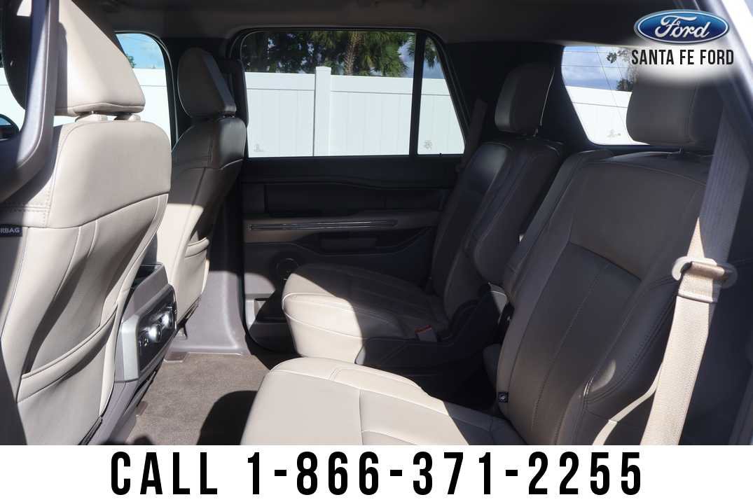 Used 2021 Ford Expedition XLT RWD image 17